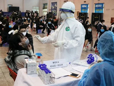 Sáng 31/1, thêm 14 ca mắc mới COVID-19 trong cộng đồng ở Hà Nội và 4 tỉnh khác