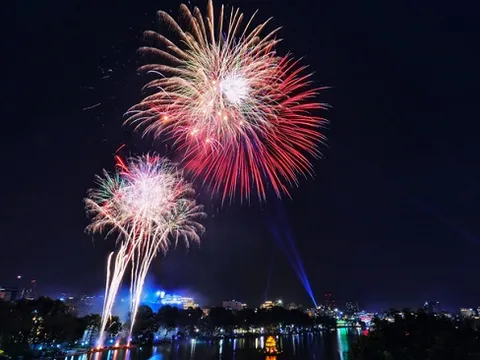 Hà Nội dừng bắn pháo hoa tại 30 điểm vào đêm giao thừa Tết Nguyên đán