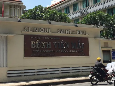 Giám đốc, phó giám đốc bệnh viện Mắt TP.HCM bị khởi tố, bắt tạm giam
