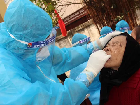 Chiều 9/2, có 13 ca mắc COVID-19 ở cộng đồng tại Hà Nội và 4 địa phương khác