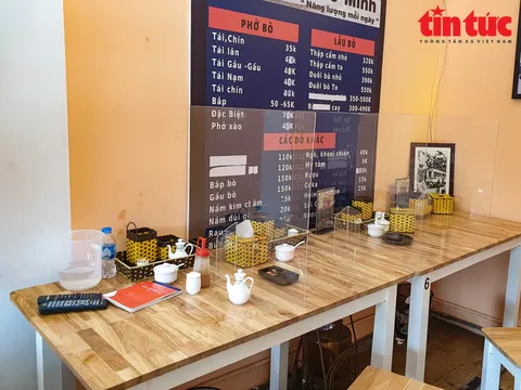 Hà Nội: Quán ăn, cà phê trong nhà mở cửa trở lại từ 0 giờ ngày 2/3
