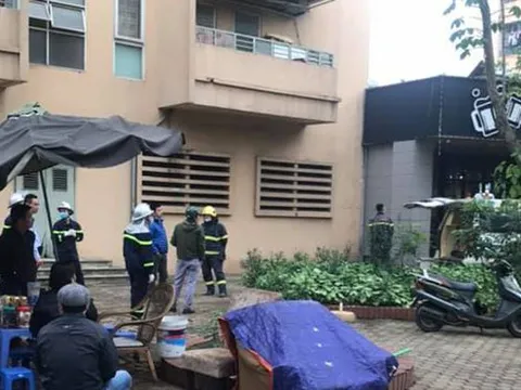 Nữ sinh lớp 10 rơi từ tầng 9 chung cư xuống mái tôn tử vong
