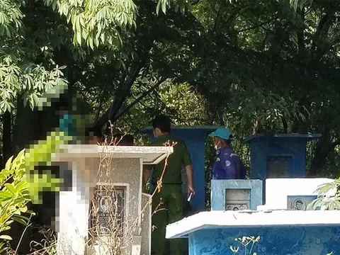 Phát hiện người đàn ông tử vong tại phần mộ của bố mẹ tại nghĩa trang