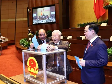 Quốc hội miễn nhiệm Thủ tướng Chính phủ