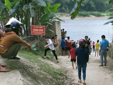 Nam sinh lớp 9 đuối nước tử vong khi đi tắm sông cùng nhóm bạn