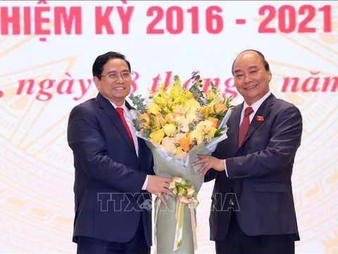 Chủ tịch nước Nguyễn Xuân Phúc, Thủ tướng Chính phủ Phạm Minh Chính dự Lễ bàn giao công việc của Thủ tướng Chính phủ