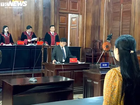 Hoãn xử phúc thẩm vụ tài xế xe Mercedes tông nữ tiếp viên hàng không