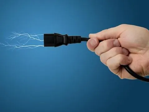 Nam sinh lớp 10 ở Nghệ An bị điện giật tử vong lúc nửa đêm