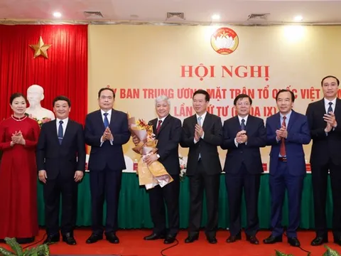 Ông Đỗ Văn Chiến giữ chức Chủ tịch Ủy ban Trung ương MTTQ Việt Nam