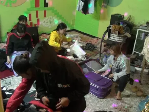 Giải cứu 8 cô gái bị đánh đập, ép bán dâm trong quán karaoke