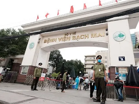 Giám đốc bệnh viên Bạch Mai: Gần 200 cán bộ, nhân viên y tế nghỉ việc