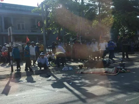 Truy tìm tài xế đâm tử vong người đang dừng đèn đỏ rồi bỏ chạy