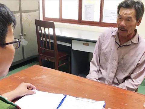 Đâm chết hàng xóm vì nghi ngờ nạn nhân 'để ý' vợ mình