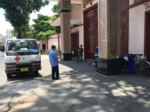 Phát hiện người đàn ông tử vong trên xe xích lô ở TP.HCM