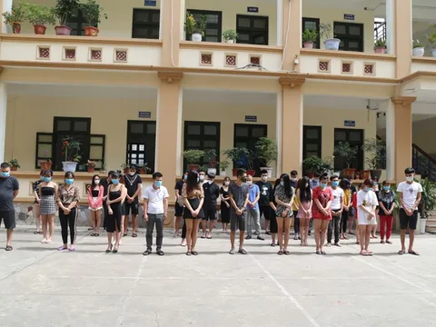 Bắc Ninh: Bắt quả tang 33 thanh niên tụ tập hát karaoke bất chấp lệnh cấm