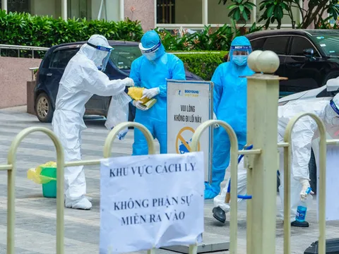 Hà Nội xét nghiệm toàn bộ người về từ Đà Nẵng, yêu cầu cách ly tại nhà