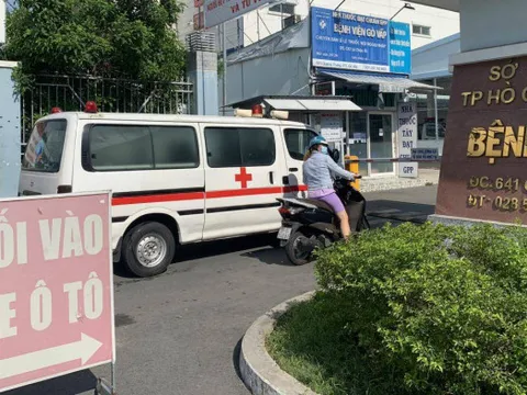 TP.HCM: Bệnh nhân mắc Covid-19 ở quận Gò Vấp tử vong trên đường chuyển viện