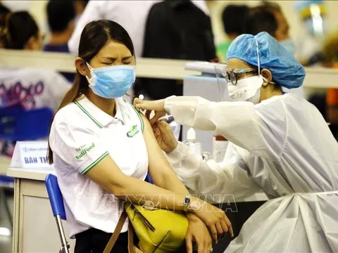 Trưa 25/6, thêm 112 ca mắc COVID-19, 651 bệnh nhân âm tính với virus SARS-CoV-2