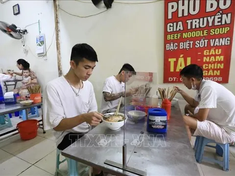 Từ 0 giờ ngày 26/6, Hưng Yên tạm dừng hoạt động nhà hàng, ăn uống, cắt tóc gội đầu