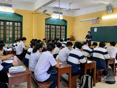 Học sinh Hà Nội chưa thể quay trở lại trường từ ngày 10/7