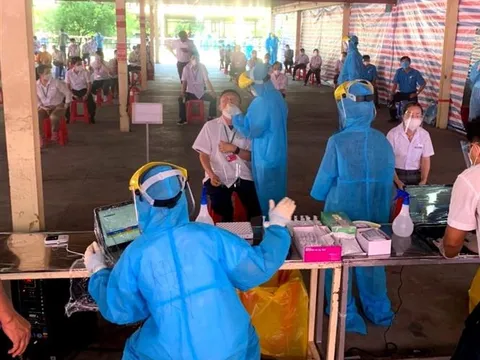 Sáng 17/7, Việt Nam có 2.106 ca mắc mới COVID-19, đã tiêm 4.233.896 liều vaccine