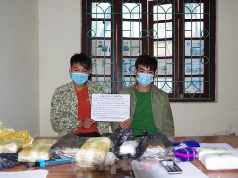Điện Biên: Hai anh em vận chuyển trái phép 30.000 viên ma túy tổng hợp