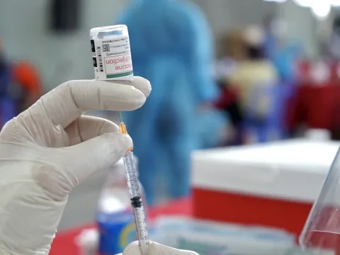 Binh Dương kiến nghị phân bổ thêm 1 triệu liều vaccine COVID-19, cam kết tiêm trong 10 ngày