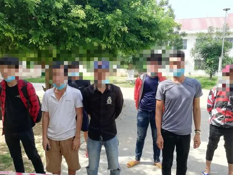 Xử phạt 8 người tụ tập ăn nhậu, đánh nhau trong khu cách ly