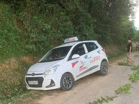 Nghệ An: Truy tìm hung thủ sát hại tài xế taxi