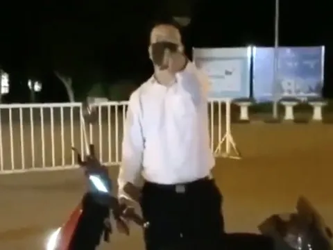 Xử phạt người đàn ông tự xưng 'tiến sĩ VTV' lăng mạ cán bộ trực chốt kiểm dịch