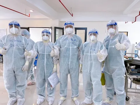 Bộ Y tế trình Chính phủ cơ chế hỗ trợ y bác sĩ tham gia chống dịch COVID-19