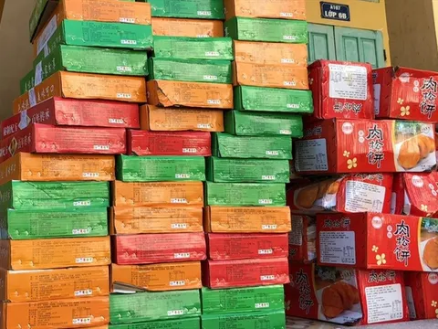 Phát hiện và thu giữ hơn 11.000 chiếc bánh trung thu không rõ nguồn gốc