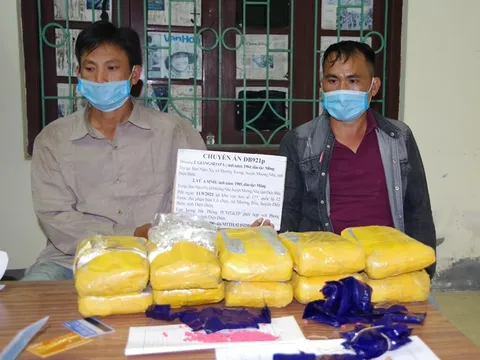 Điện Biên: Bắt giữ 2 đối tượng mang bao tải chứa 60.000 viên ma túy tổng hợp