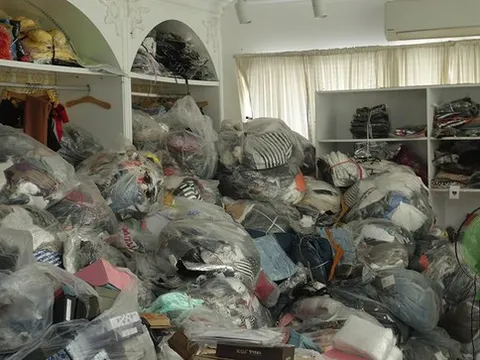 An Giang: Tạm giữ hơn 14.000 sản phẩm không rõ nguồn gốc xuất xứ