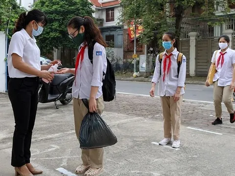 Lãnh đạo TP. Hà Nội nói gì về ý kiến thí điểm cho học sinh ở 'vùng xanh' trở lại trường?