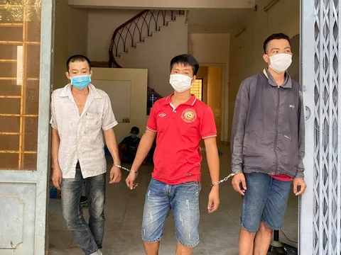 TP.HCM: Tạm giữ nhóm người đột nhập quán karaoke, trộm tài sản gần nửa tỷ đồng