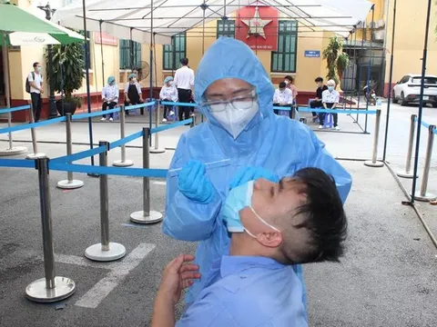 Nóng: Đã có kết quả xét nghiệm COVID-19 gần 1.500 mẫu ở Bệnh viện Việt Đức