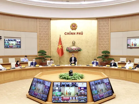 Các địa phương không được quy định trái với quy định của Trung ương trong phòng chống dịch và phục hồi, phát triển kinh tế