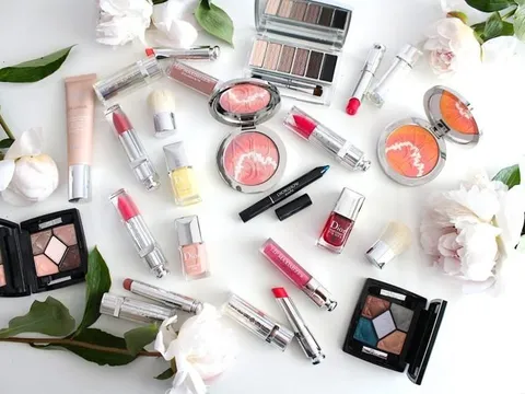 Gợi ý quà tặng cho vợ, bạn gái ngày Phụ nữ Việt Nam 20/10