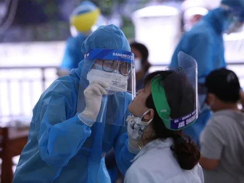 TP.HCM: Người về từ vùng dịch cấp độ 4 sẽ phải xét nghiệm, cách ly theo quy định