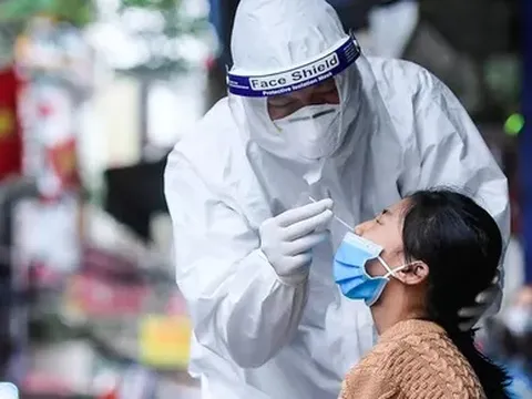 Hà Nội khẩn tìm người tới bệnh viện, hàng ăn...