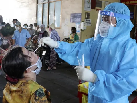 Hà Nội tìm người đến quán Vịt ngon sạch ở Thanh Xuân sau khi phát hiện 6 F0