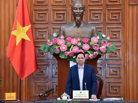 Sản xuất bằng được thuốc và vaccine COVID-19 trong nước, bảo đảm an toàn, khoa học, hiệu quả và đúng pháp luật