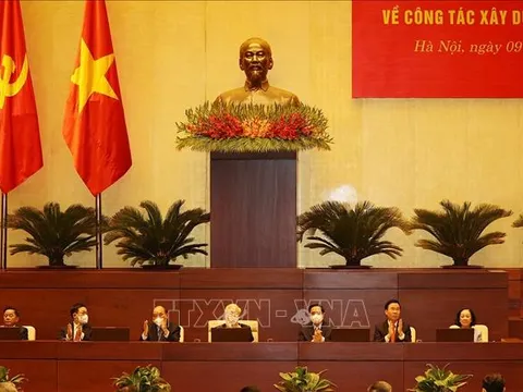 Khai mạc Hội nghị cán bộ toàn quốc về xây dựng, chỉnh đốn Đảng