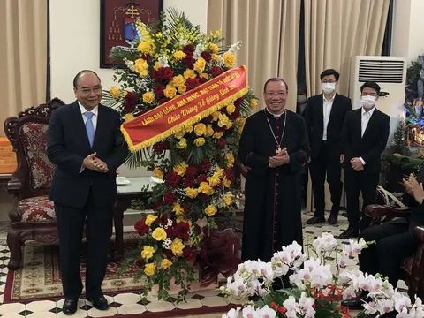 Chủ tịch nước chúc mừng Giáng sinh 2021