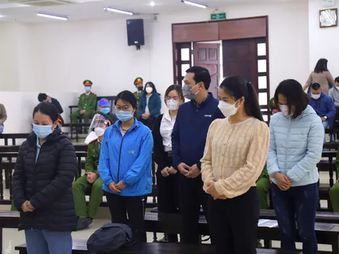 Xét xử vụ ĐH Đông Đô: 'Lôi kéo' một khách làm bằng giả được 'hoa hồng' 7 triệu đồng