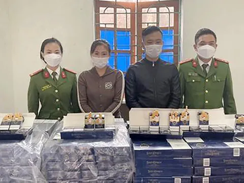 Thu giữ hàng nghìn bao thuốc lá lậu dưới vỏ bọc 'hàng hóa phòng chống dịch COVID-19'