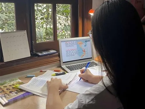 Hà Nội: 10 quận, huyện dừng cho học sinh đến trường