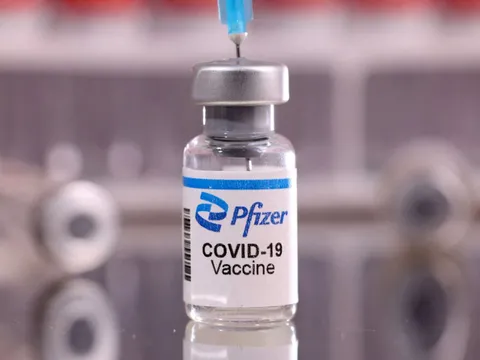 Pfizer - BioNTech bắt đầu thử nghiệm lâm sàng vaccine chống biến thể Omicron