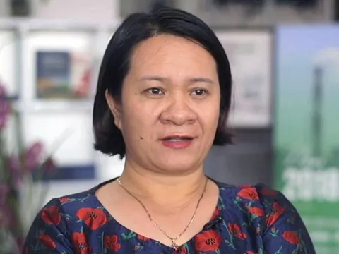 Bắt Giám đốc Trung tâm phát triển sáng tạo xanh GreenID